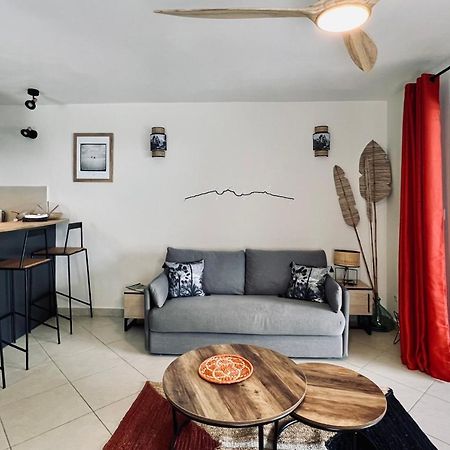 Cosy Letchis Apartment Saint Pierre Luaran gambar
