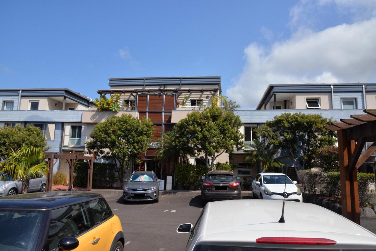 Cosy Letchis Apartment Saint Pierre Luaran gambar