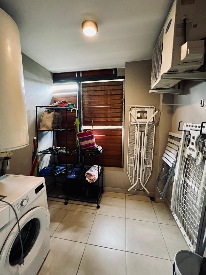 Cosy Letchis Apartment Saint Pierre Luaran gambar