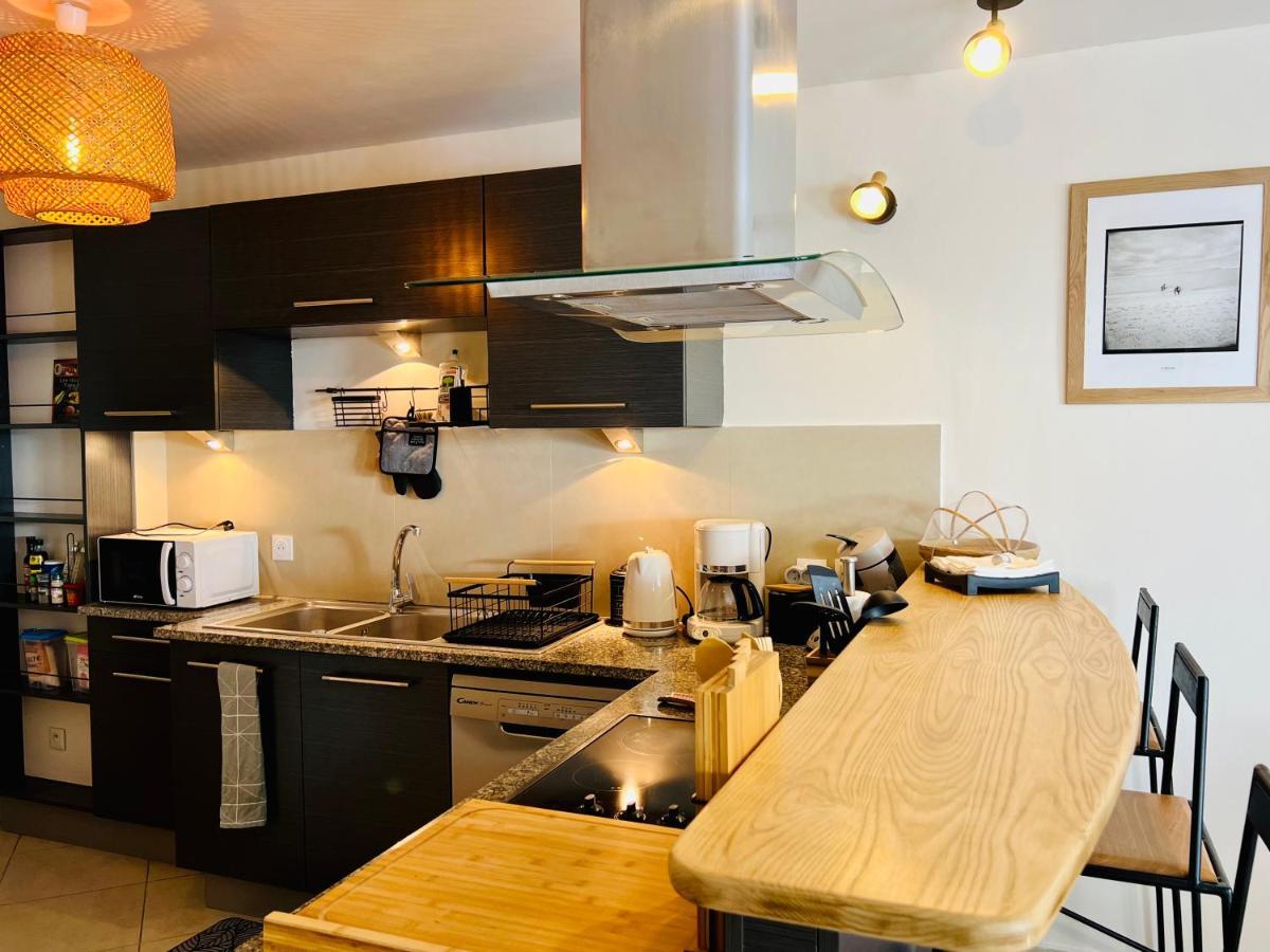 Cosy Letchis Apartment Saint Pierre Luaran gambar
